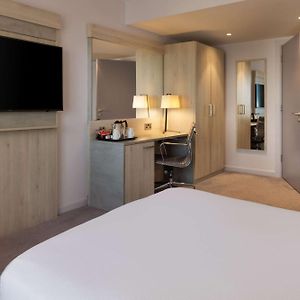 Queen Room Mobility Access